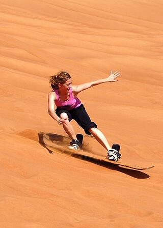sandboarding-67663_640